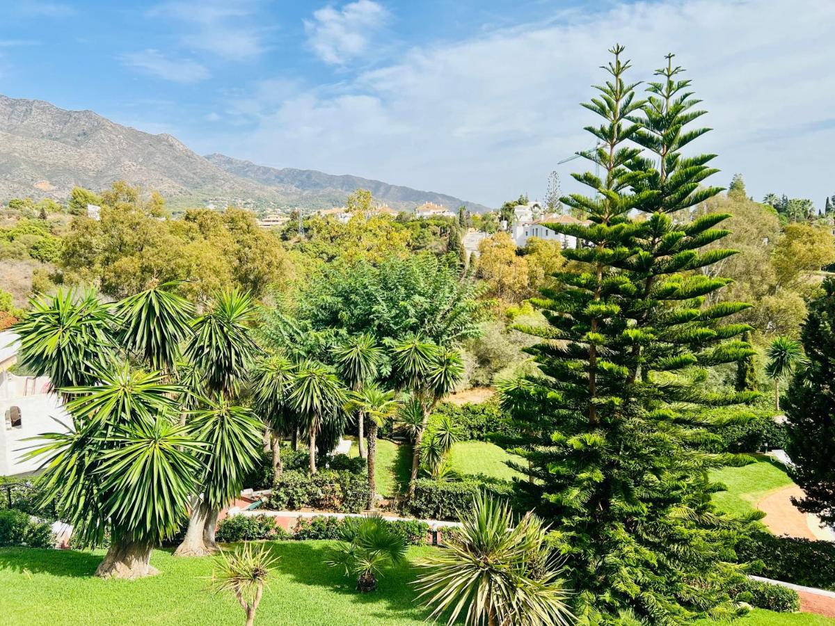 Superb Townhouse In Golden Mile Lägenhet Marbella Exteriör bild