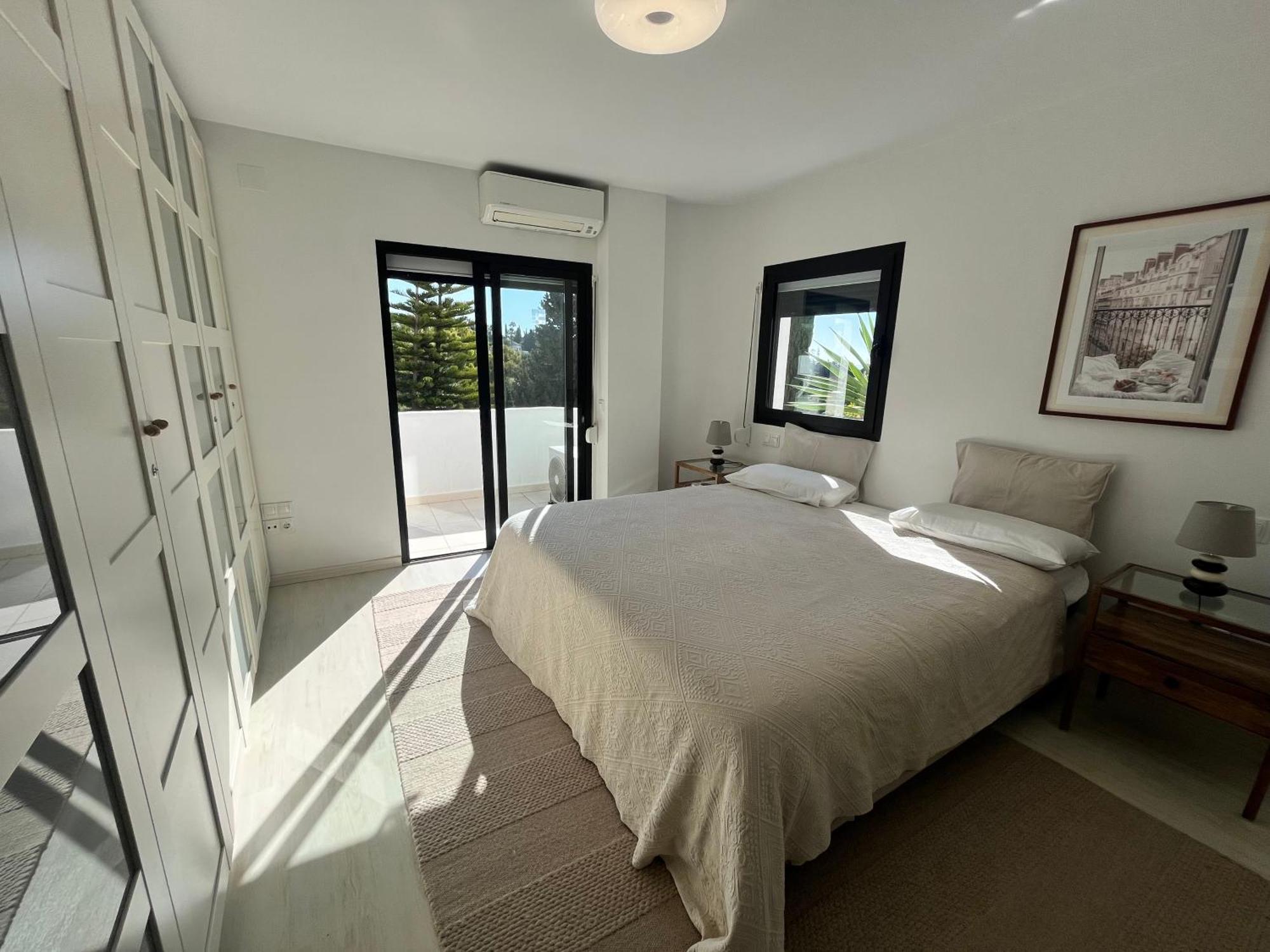 Superb Townhouse In Golden Mile Lägenhet Marbella Exteriör bild